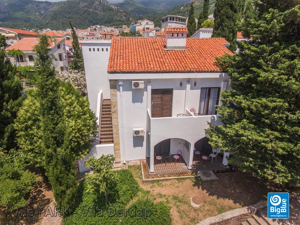 Holiday Park Vile Park Budva Bagian luar foto
