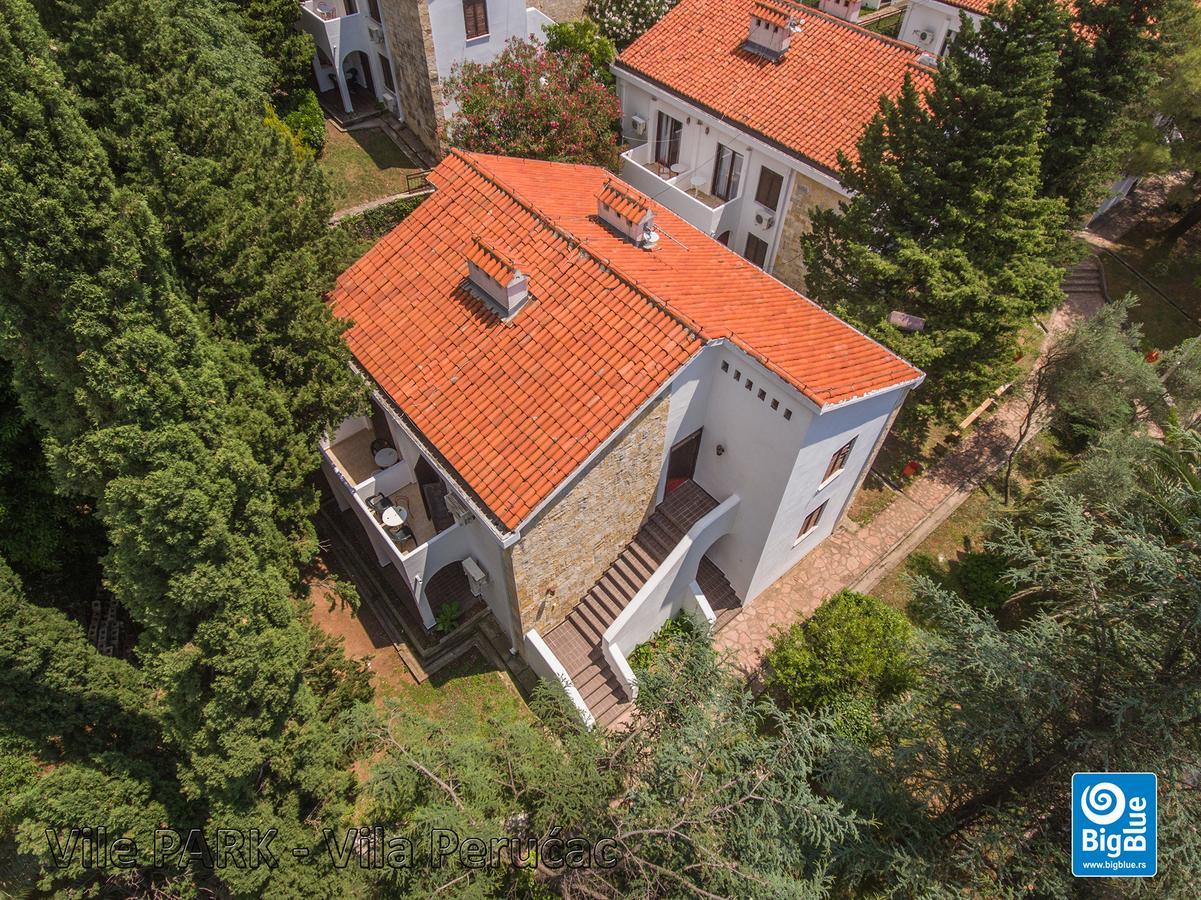 Holiday Park Vile Park Budva Bagian luar foto